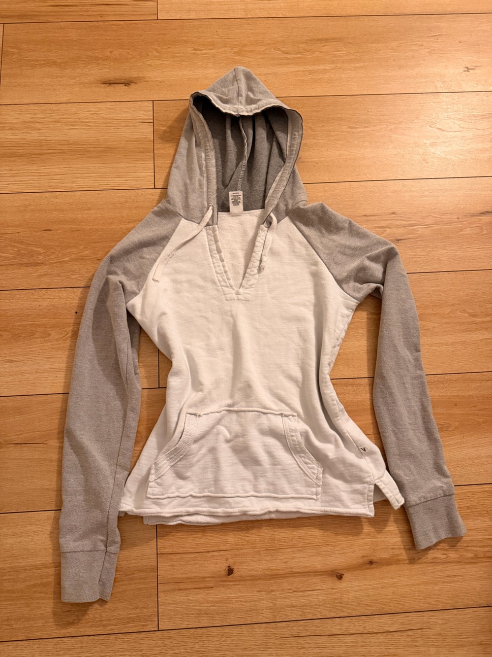 Women’s Two-Tone Hooded Pullover Sweatshirt - White & Gray